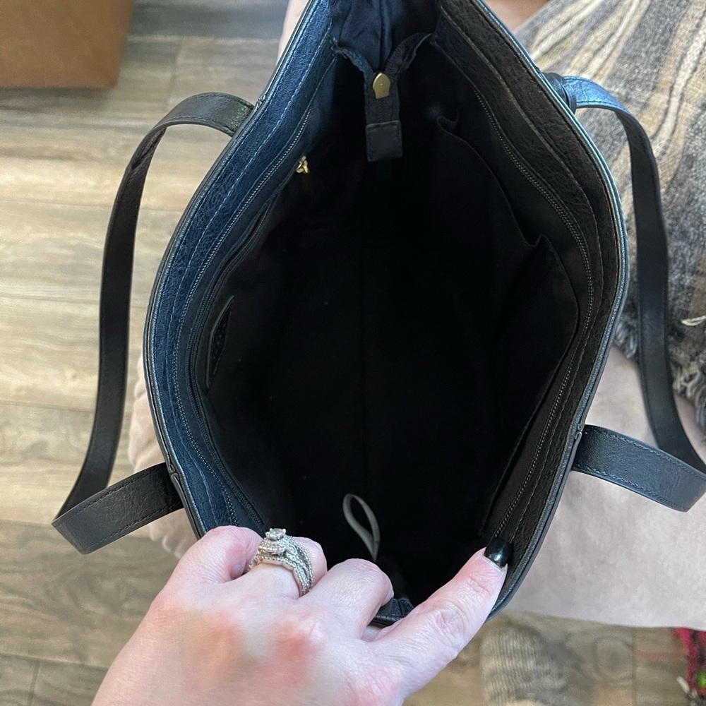 FOSSIL TOTE - Picture 2 of 2